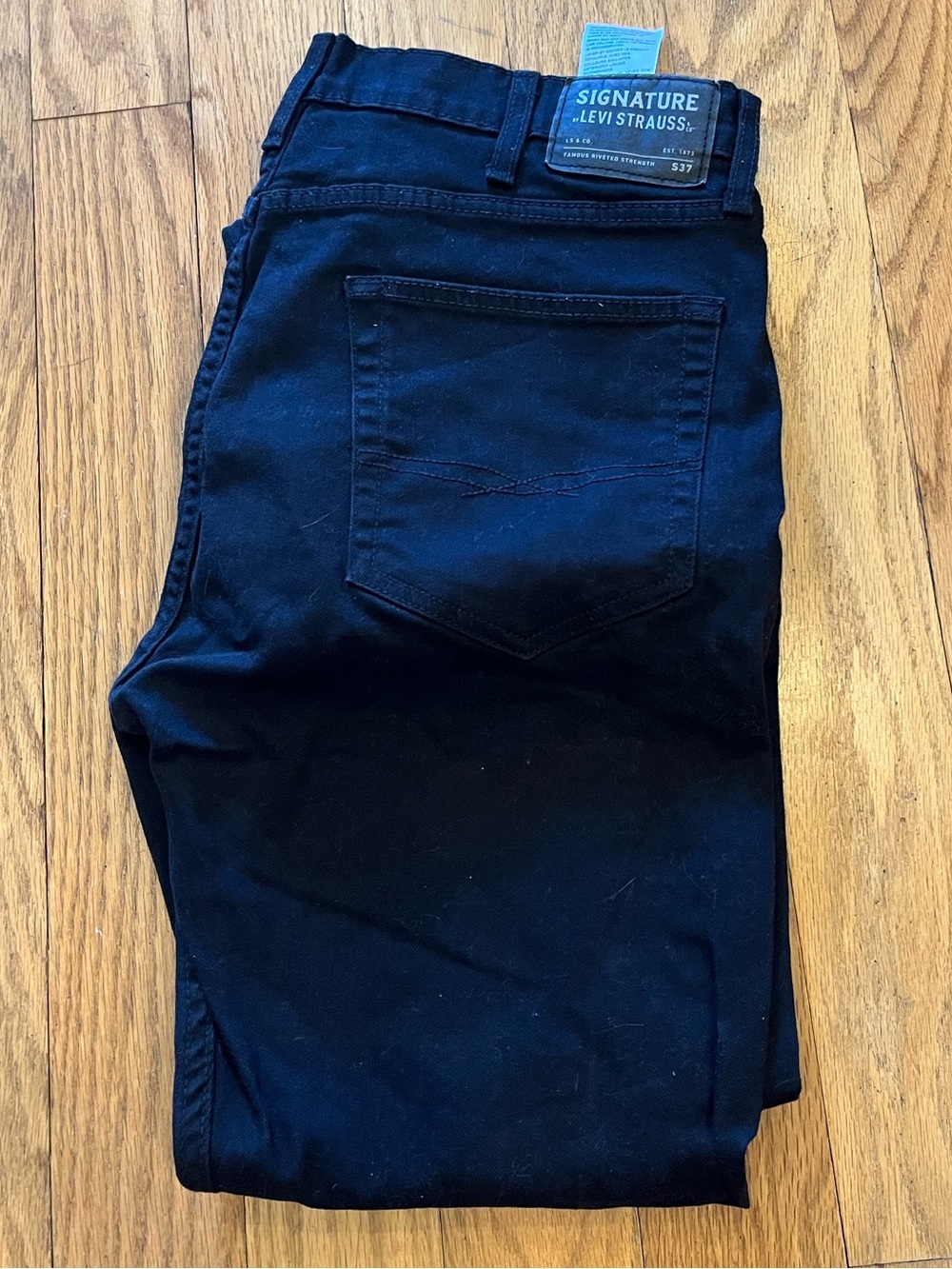 Signature by Levi Strauss black slim denim jeans men’s s37